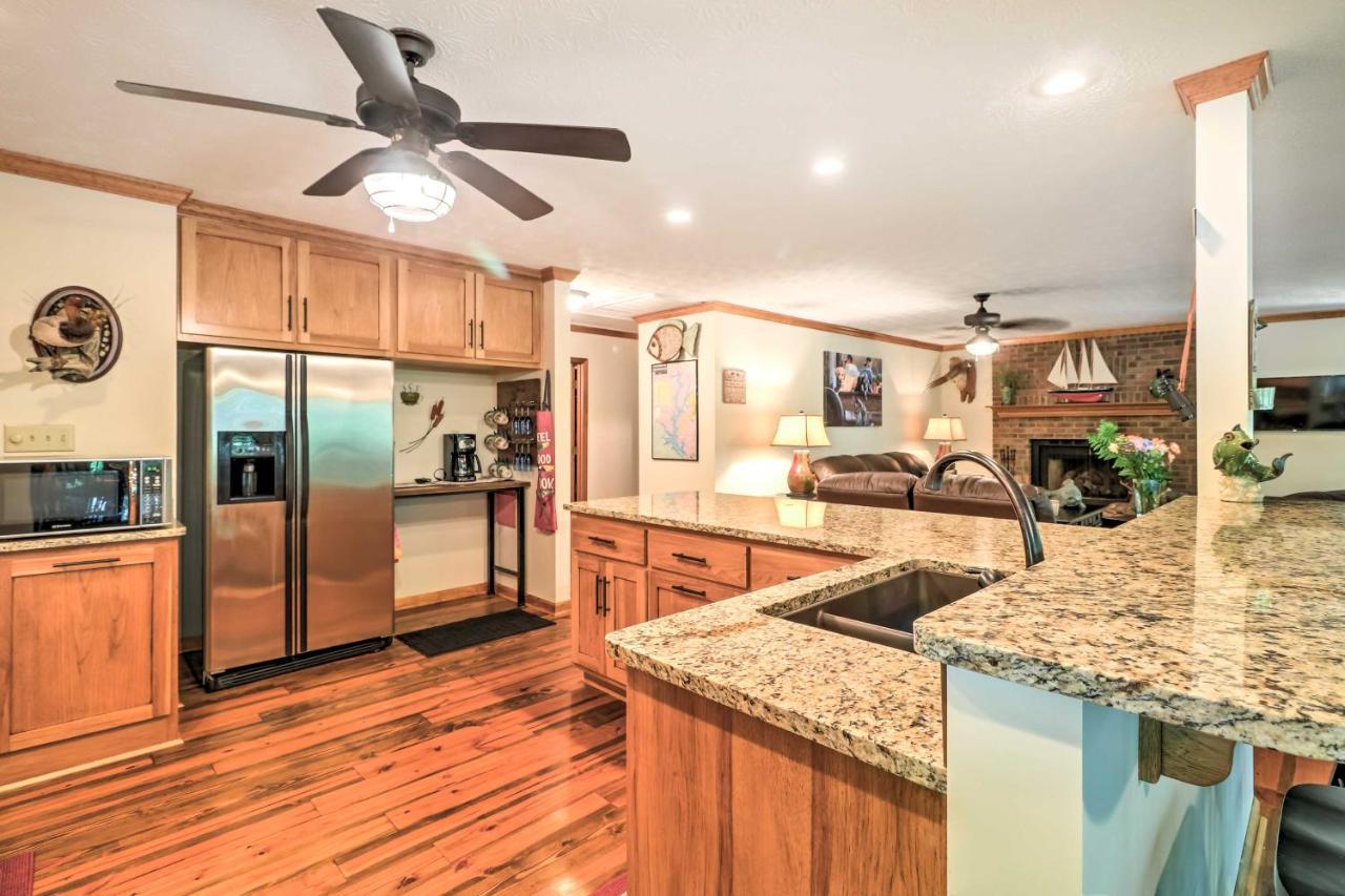 Waterfront West Point Lake Cabin With Private Dock! Whitewater Woods Esterno foto